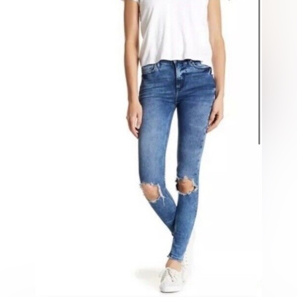 Free People Busted Knee Distressed Dark Wash Women’s Skinny Jeans size 26 NWT - Picture 1 of 9